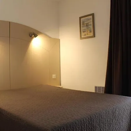 Apartment Royal Park, T2 - Avec Piscine, A Proximite - Les Pins - Lb070-2315 *